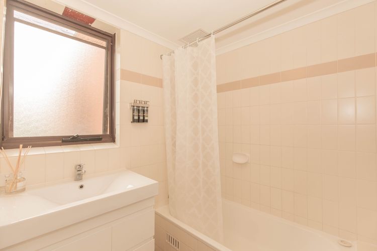 Sunrise – 15/121 Gippsland Street