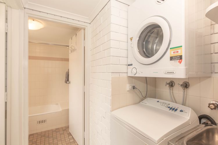 Sunrise – 15/121 Gippsland Street