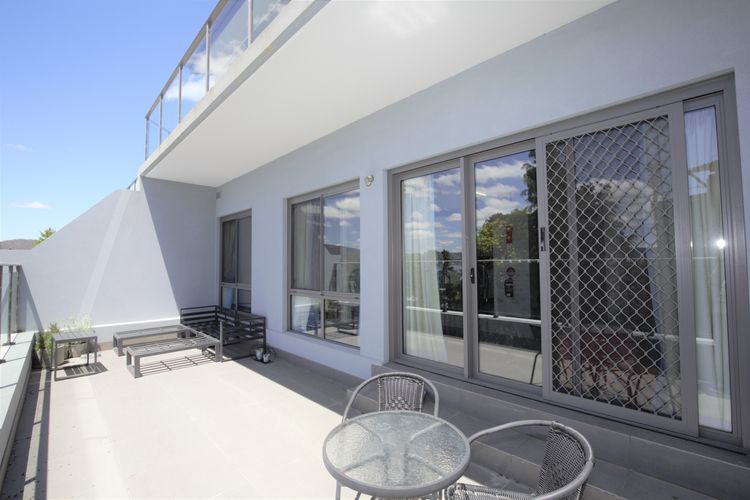Summit – 13/35 Clyde Street