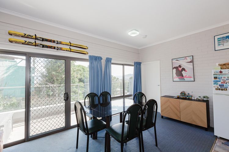 Summit – 13/35 Clyde Street