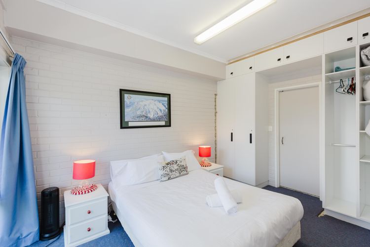 Summit – 13/35 Clyde Street