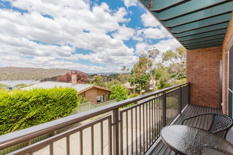 Ollie’s Place – 1/15 Cobbon Crescent