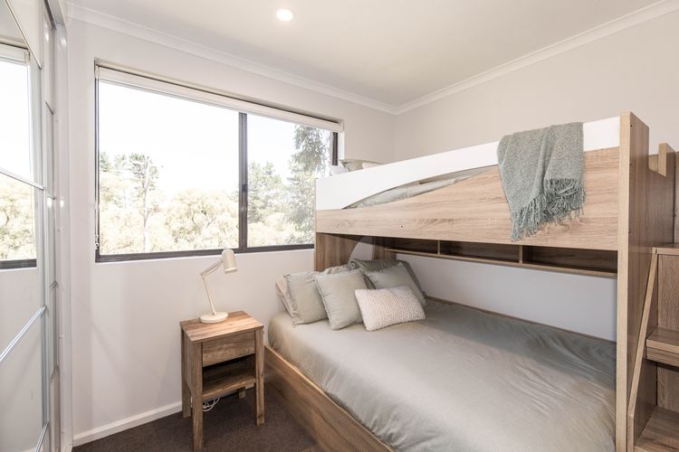 Lakeside Breeze – 1/58 Townsend Street