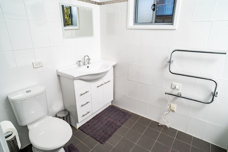 Aspect – 2/8a Poley Cow Lane