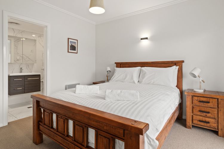 Snoqualmie – 3/2 Cobbodah St