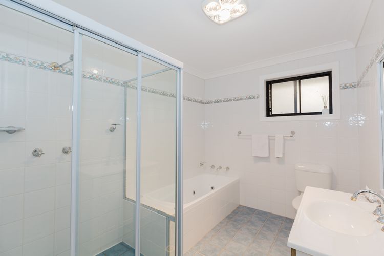 4/1 Penders Court