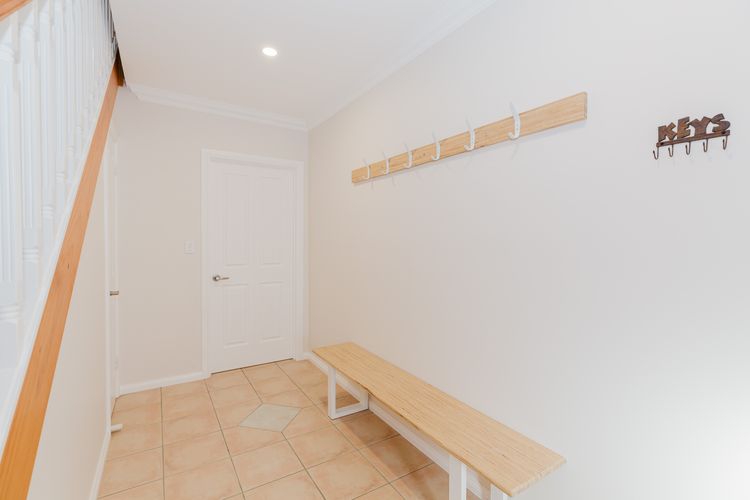 4/1 Penders Court