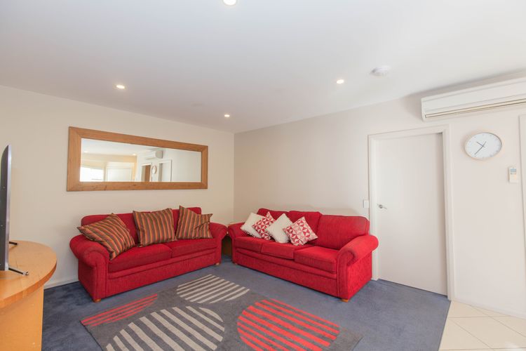 Banjo’s Way 1 – 1/23 Banjo Paterson Cres