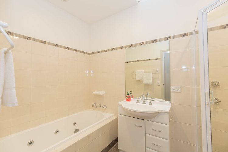 Banjo’s Way 1 – 1/23 Banjo Paterson Cres