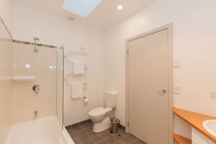 Banjo’s Way 2 – 2/23 Banjo Paterson Cres