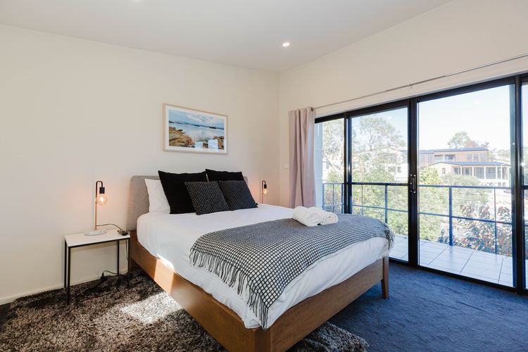 Khione – 6/23-25 Kirwan Close