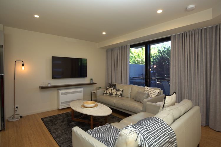 Khione – 6/23-25 Kirwan Close