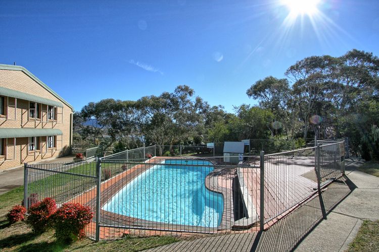 Alpine Mountain View – 24/13-15 Kirwan Close