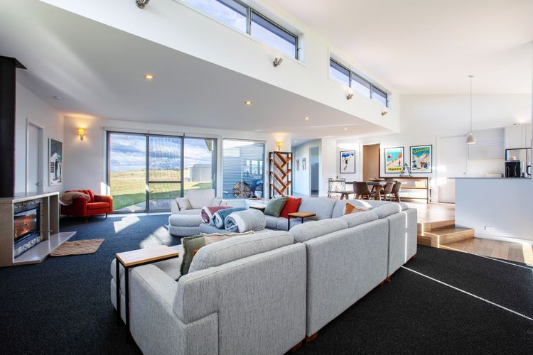 River K Lodge – 4 Eagle View Road