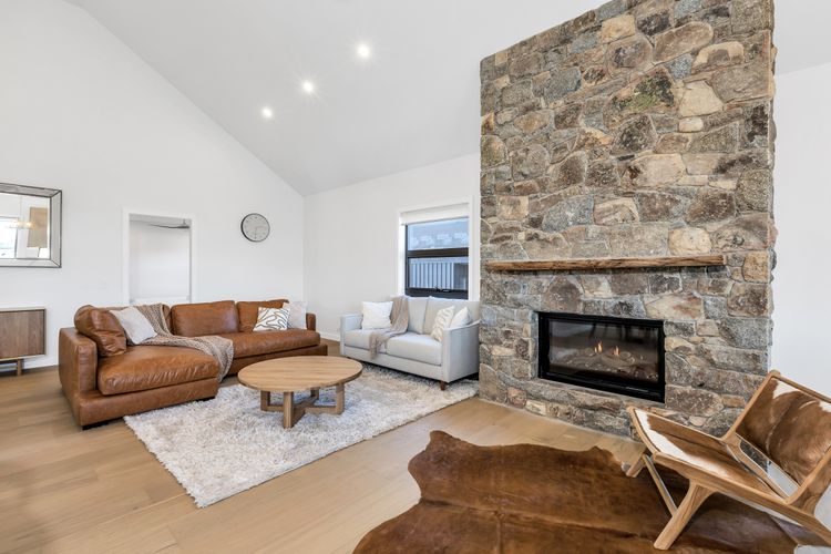14 Abbott Street – Entire