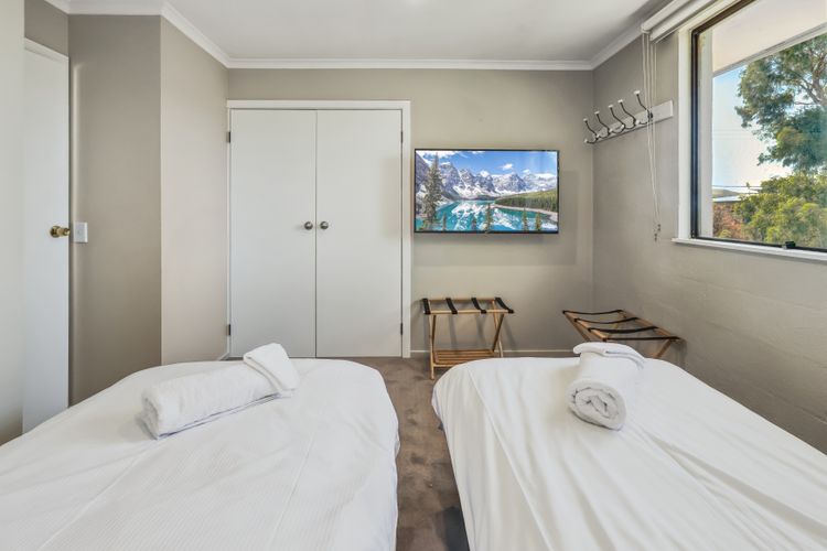 Albi Celeste – 2/9 Park Road