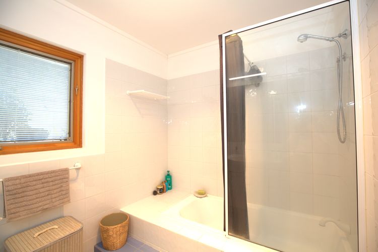 Mountain Zen – 94 Chongs Road