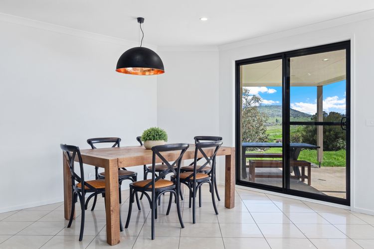 Snowy Mountains Retreat – 10 Mowamba Way