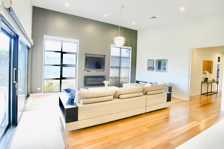 Pinecone Lodge – 38 Twynam Street