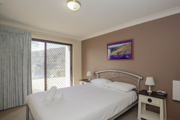 Banksia – 2/35 Townsend Street