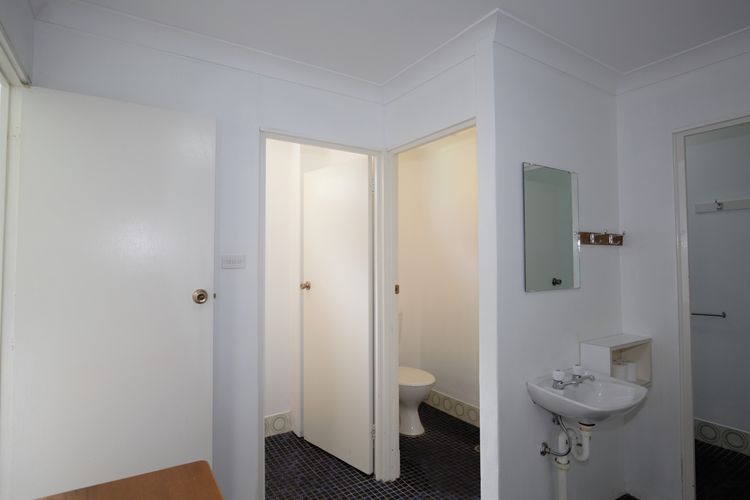 Blizzard Bunny Lodge – 43 Gippsland Street