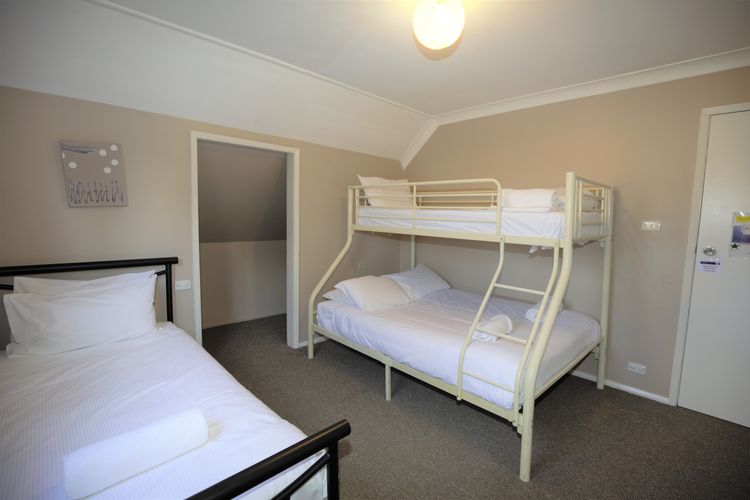 Blizzard Bunny Lodge – 43 Gippsland Street