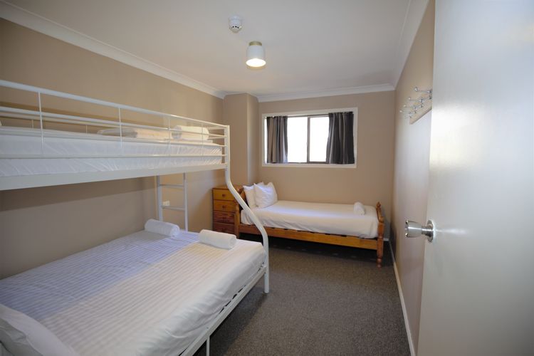 Blizzard Bunny Lodge – 43 Gippsland Street