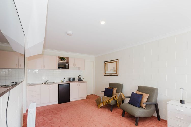 Chalet De Neige – 2/9 Jillamatong Street