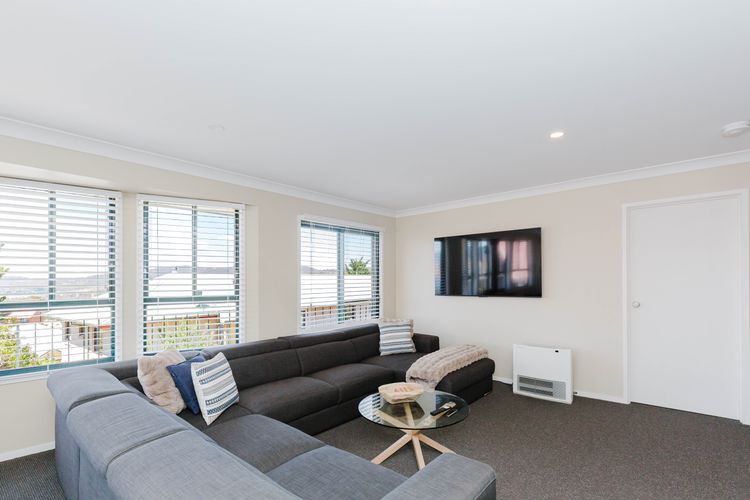 Chalet De Neige – 2/9 Jillamatong Street