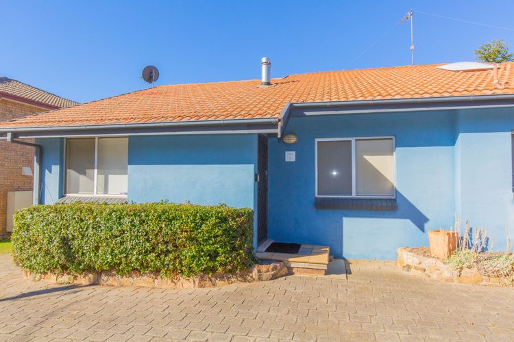 Charvel – 2/35 Gippsland Street