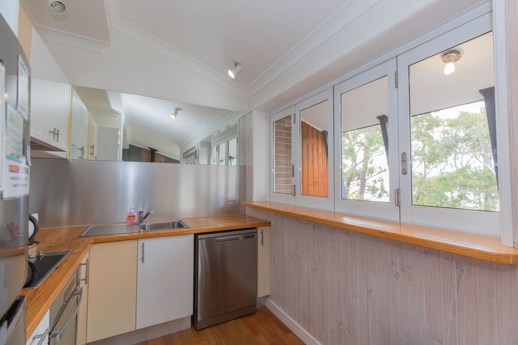 Dauphine – 1/23 Townsend Street