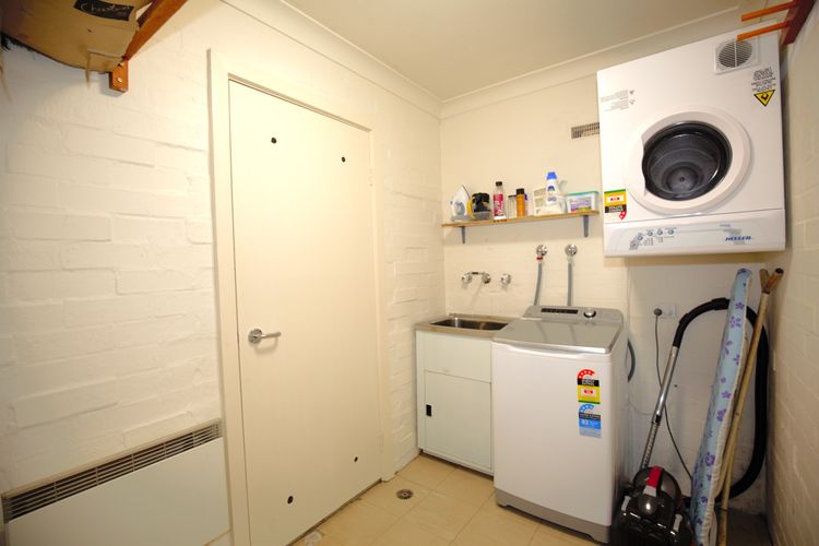 Dauphine – 3/23 Townsend Street