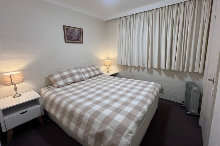 Dauphine – 3/23 Townsend Street