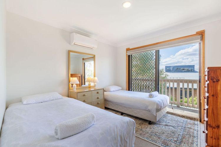 Fingal Snow (Vince’s Place) 108 Gippsland Street