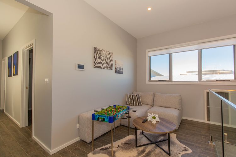 43B Twynam Street