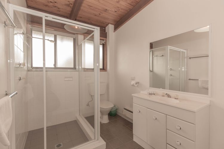 Grindelwald – 1/39 Townsend Street