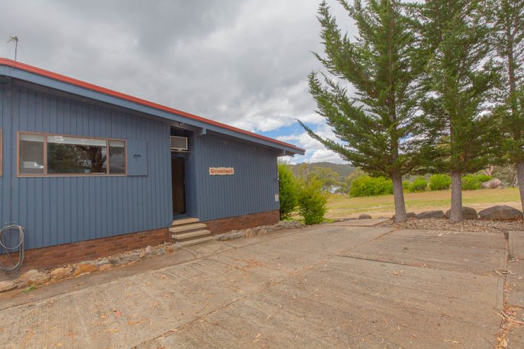 Grindelwald – 1/39 Townsend Street