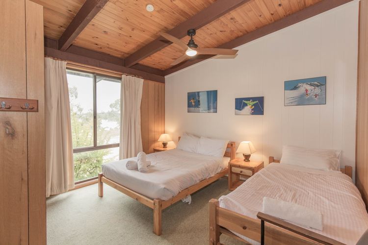 Grindelwald – 1/39 Townsend Street