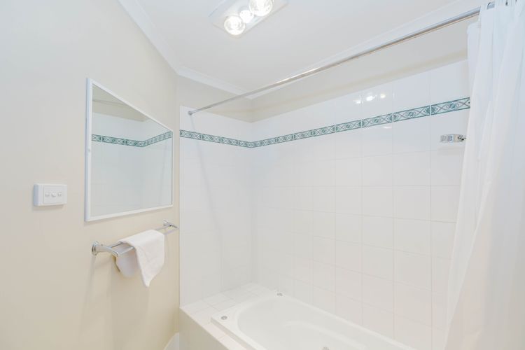 Acacia 5 – 2/2 Kirwan Close