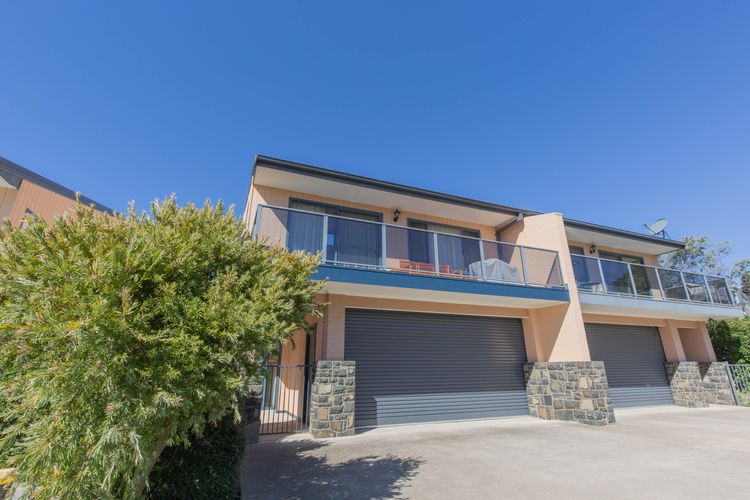 Acacia 5 – 2/2 Kirwan Close