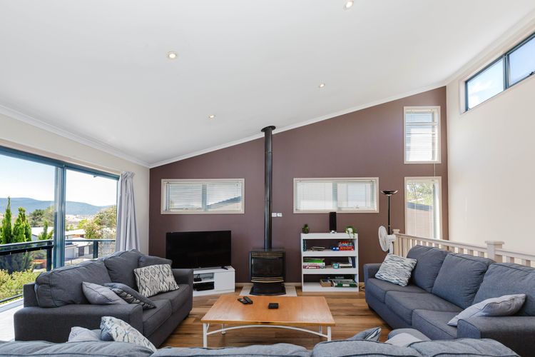 Acacia 5 – 2/2 Kirwan Close