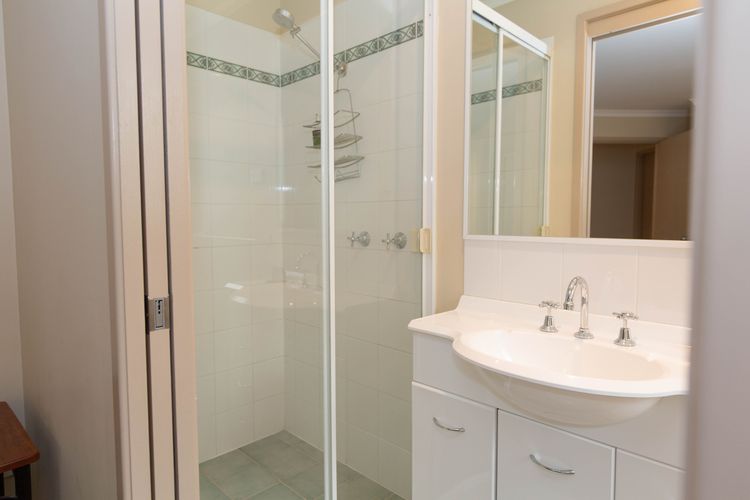 Acacia 5 – 2/2 Kirwan Close