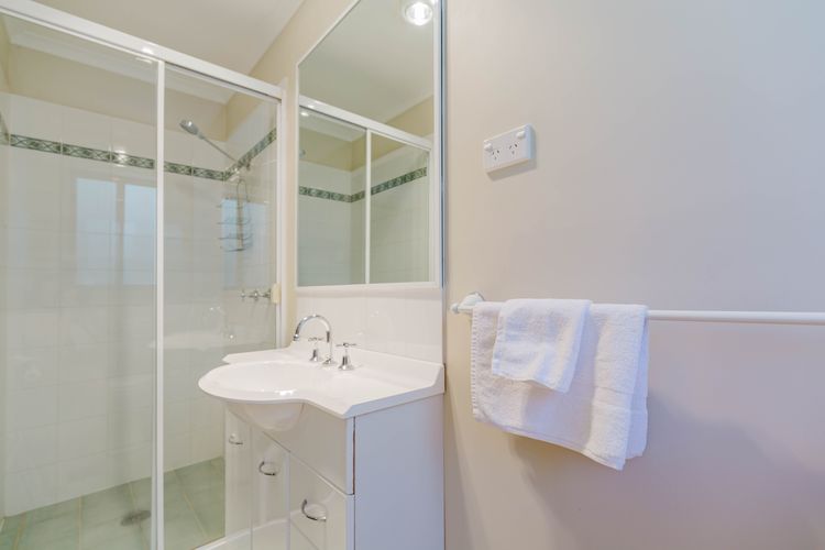 Acacia 5 – 2/2 Kirwan Close