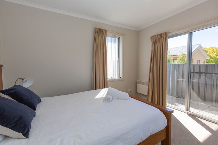 Opus – 1/10 Poley Cow Lane