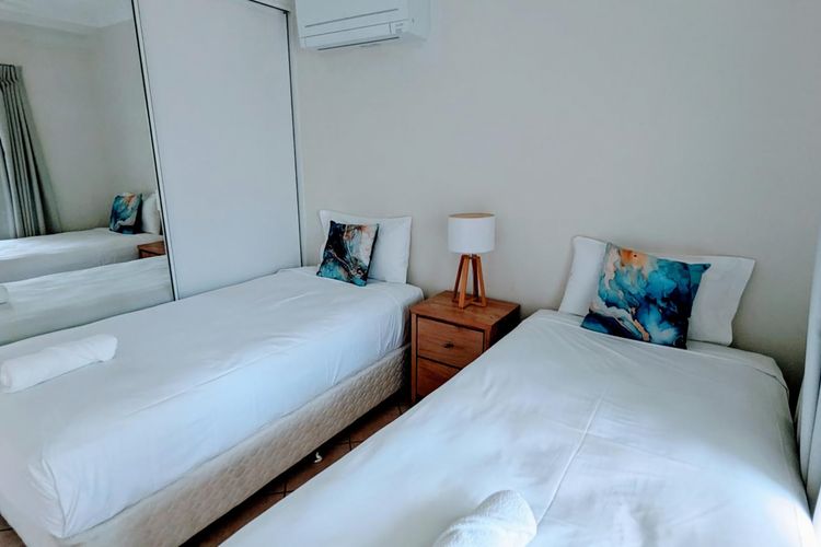 Sails 13 Oceanview