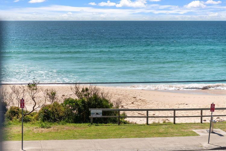 Aqua Shores Apartment