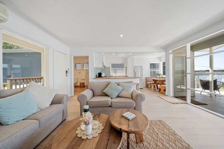 Burrill Lake Cottage