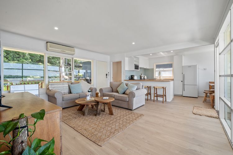 Burrill Lake Cottage