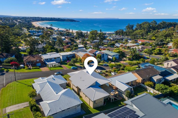 Mollymook Looking Glass