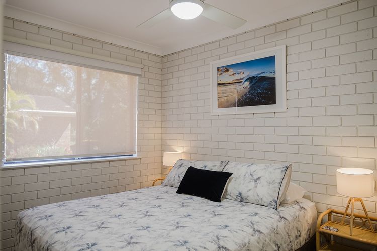 Beachlife – Steps to Mollymook Beach